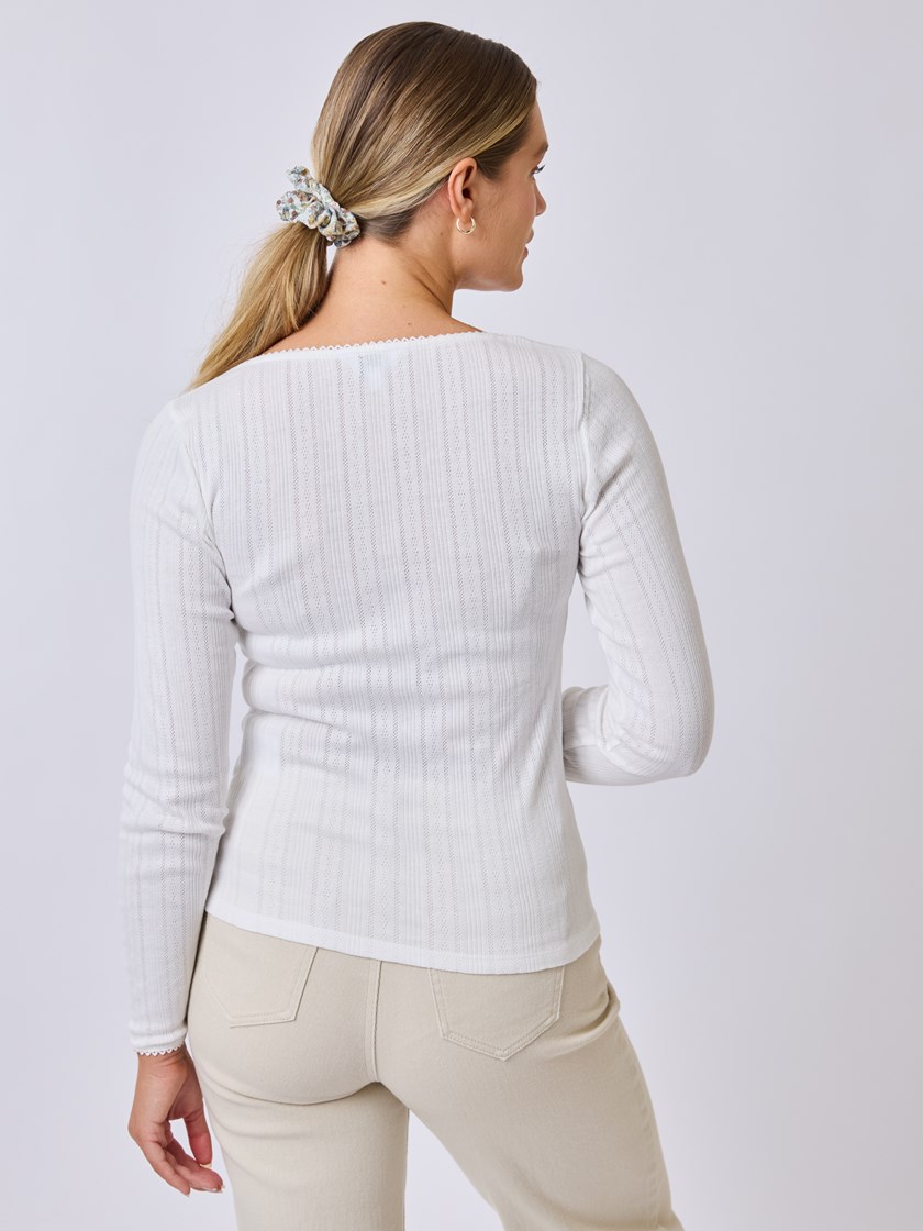 7510373 O79 7510373_O79-MELL-S25-Modell-Back_chn=vic_7239_Babette topp O79.jpg_Back