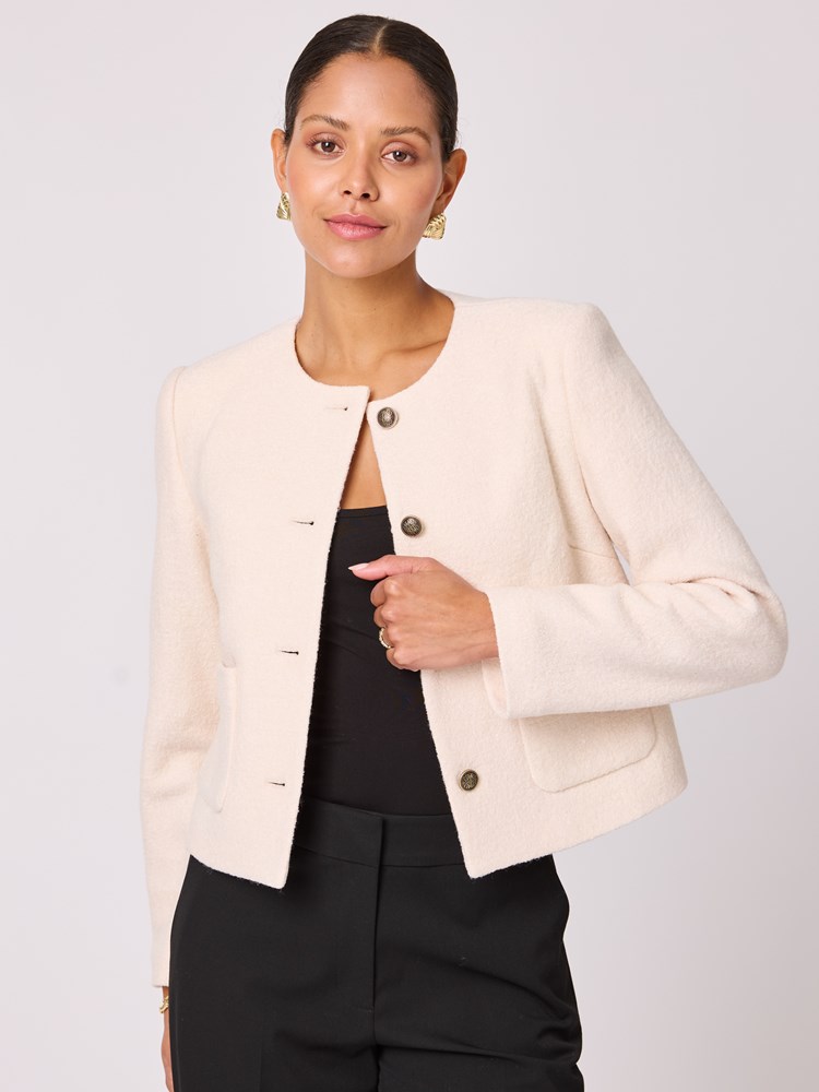 Malene jakke 7510394_O79-BLU-A25-Modell-Front_chn=vic_6762.jpg_Front||Front