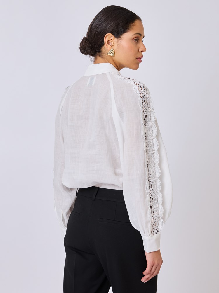 Tone bluse 7510398_O79-BLU-S25-Modell-Back_chn=vic_1429_Tone bluse O79_Tone bluse O79 7510398.jpg_Back||Back