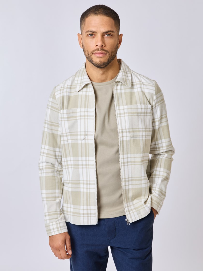 7510648 I4R 7510648_I4R-MRCAPUCHIN-S25-Modell-Front_chn=vic_8133.jpg_Front||Front