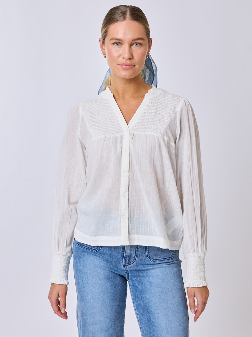 7510672 O79 7510672_O79-MELL-S25-Modell-Front_chn=vic_3770_Emily bluse O79.jpg_Front||Front