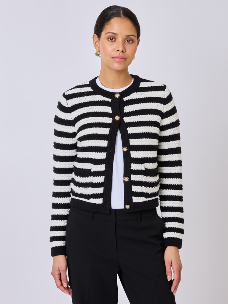 Adaelin cardigan 7510698_ID2-BLU-S25-Modell-Front_chn=vic_3579_Adaelin cardigan ID2_Adaelin cardigan ID2 7510698.jpg_Front