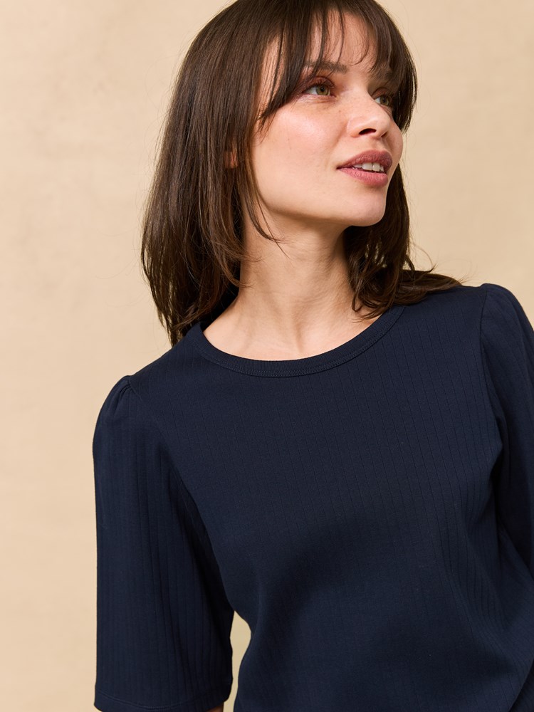 Amy topp 7511121_EM6-JEANPAUL-H25-Front_585_Amy topp EM6_Amy topp EM6 7511121.jpg_Front||Front