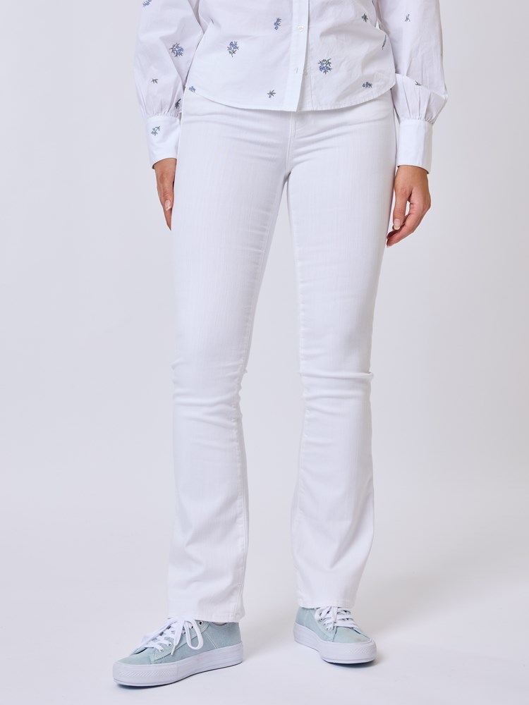 Foxglove flare twill bukse 7511178_O68-MELL-S25-Modell-Front_chn=vic_4755_Foxglove flare twill bukse O68_Foxglove flare twill bukse O68 7511178.jpg_Front