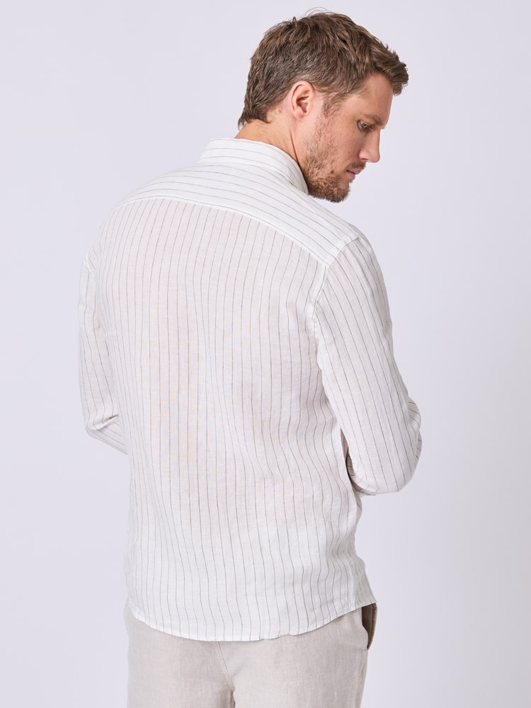 Conrad linskjorte 7511336_O79-VESB-H25-Modell-Back_chn=vic_3919_Conrad linskjorte O79.jpg_Back||Back