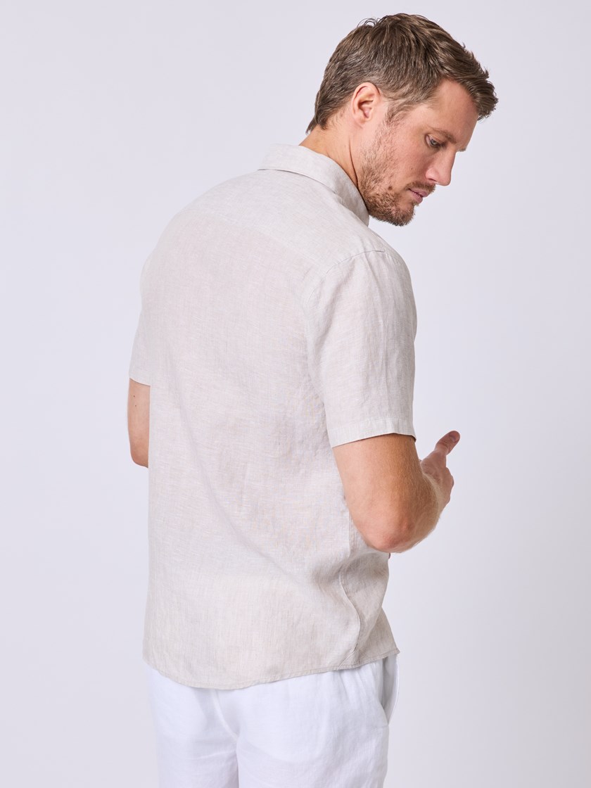 7511337 I2M 7511337_I2M-VESB-H25-Modell-Back_chn=vic_3278_Carter linskjorte I2M.jpg_Back||Back