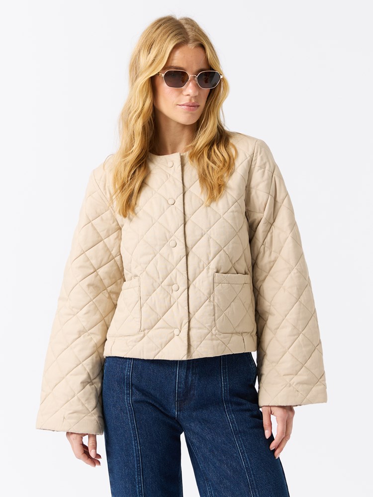 Heidi jakke 7511475_I4C_Jean Paul_Heidi Jakke_A25_Pre Fall (10)_Heidi jakke I4C.jpg_