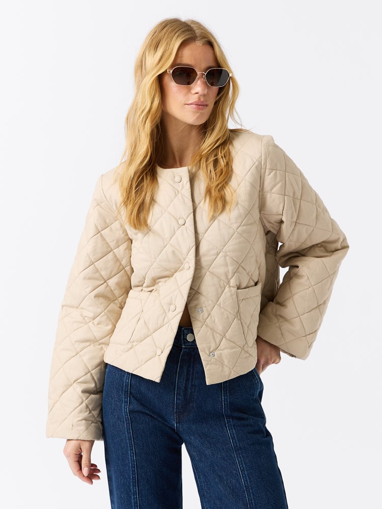 Heidi jakke 7511475_I4C_Jean Paul_Heidi Jakke_A25_Pre Fall (5)_Heidi jakke I4C.jpg_