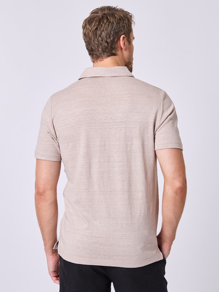 Russell polo 7511516_I5B-VESB-H25-Modell-Back_chn=vic_1002_Russell polo I5B_Russell polo I5B 7511516.jpg_Back||Back