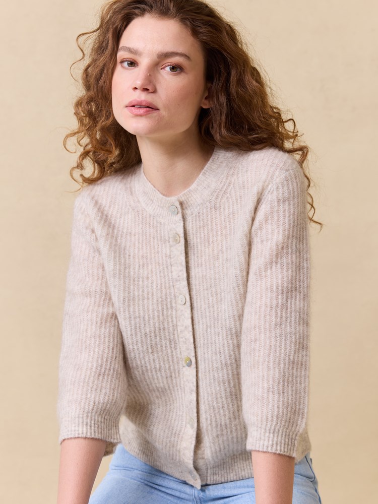 Henny cardigan 7511559_Jean Paul_Henny Cardigan_Pre_A25 (4)_Henny cardigan I3O_Henny cardigan I3O 7511559.jpg_