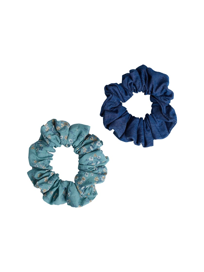 7511633 I5M 7511633_I5M-MELL-S25-Front_7659_Ditsy scrunchie I5M.jpg_Front
