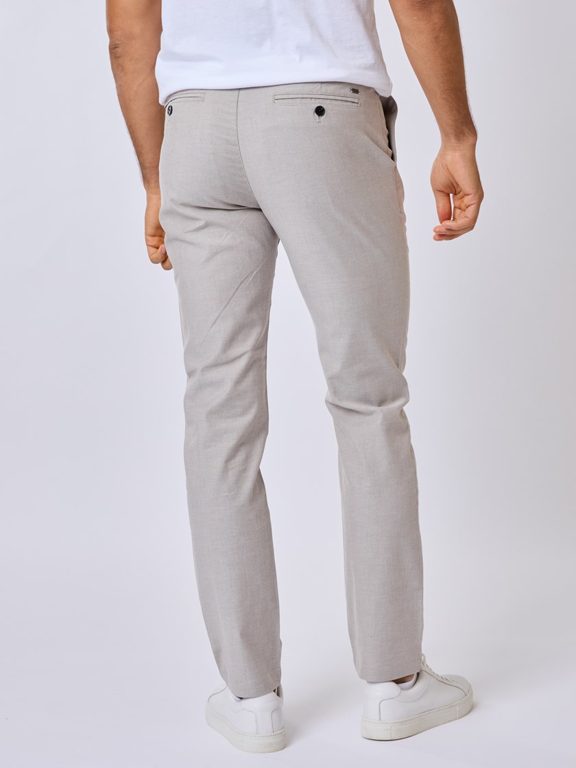 7511642 I5C 7511642_I5C-VESB-S25-Modell-Back_chn=vic_1304_Bennett chinos I5C.jpg_Back