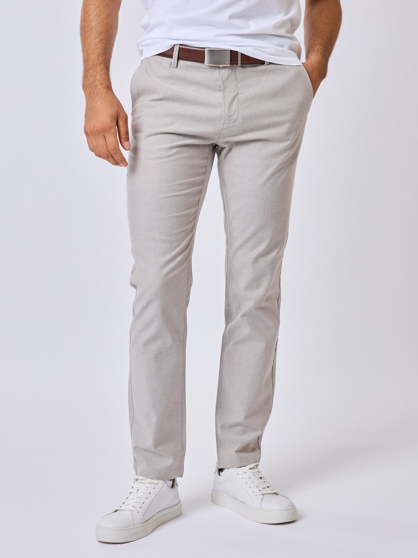 7511642 I5C 7511642_I5C-VESB-S25-Modell-Front_chn=vic_6235_Bennett chinos I5C.jpg_Front