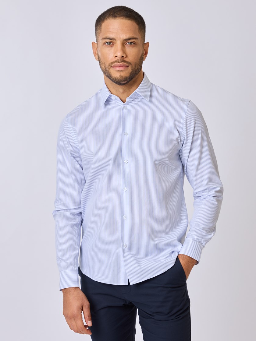 7511664 O68 7511664_O68-VESB-S25-Modell-Front_chn=vic_7500_Ramon stripet skjorte O68.jpg_Front