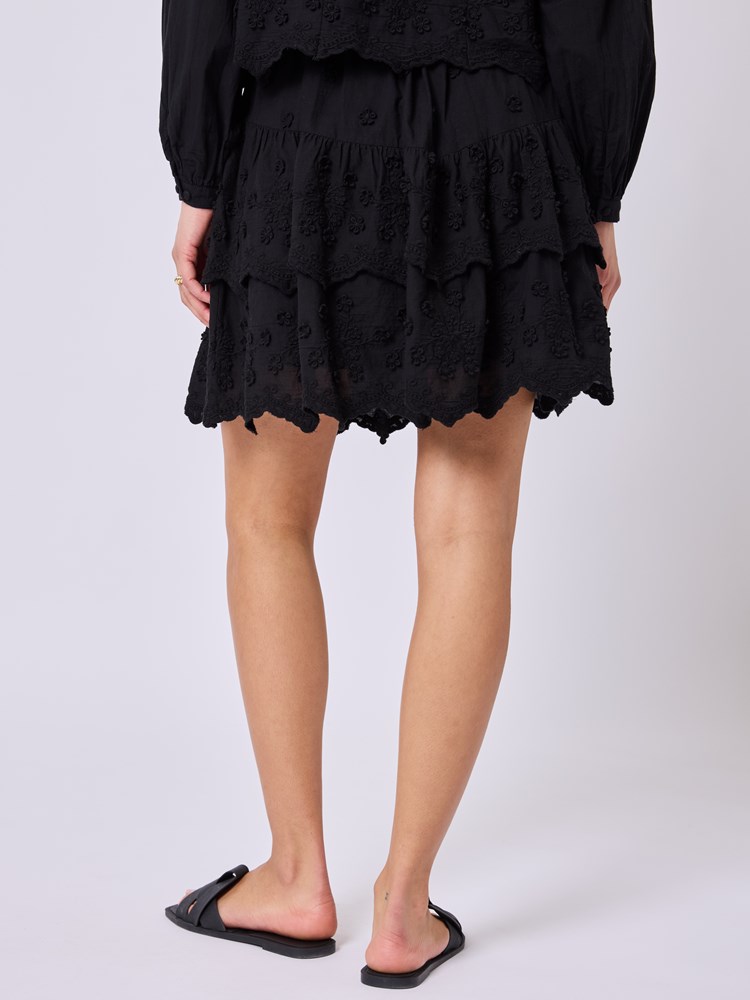 Monique skjørt 7511680_ID2-BLU-H25-Modell-Front_chn=vic_761_Monique skjørt ID2.jpg_Front||Front