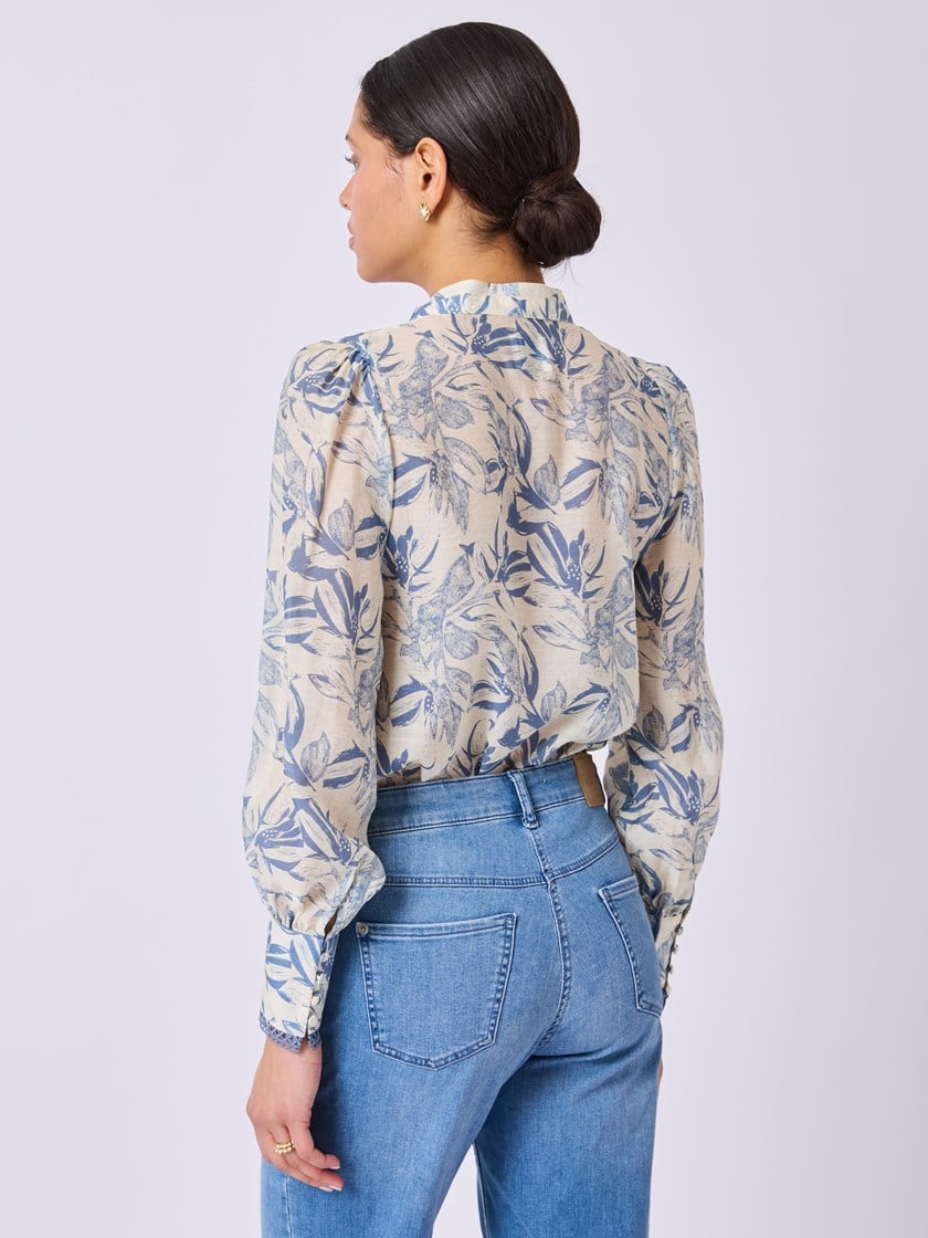 7511760 S48 7511760_S48-BLU-H25-Modell-Front_chn=vic_2938_Selma bluse S48.jpg_Front||Front