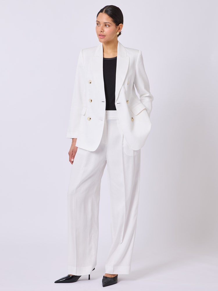 Sara blazer 7511823_O68-BLU-H25-Modell-Front_chn=vic_1213_Sara blazer O68_Sara blazer O68 7511823.jpg_Front||Front