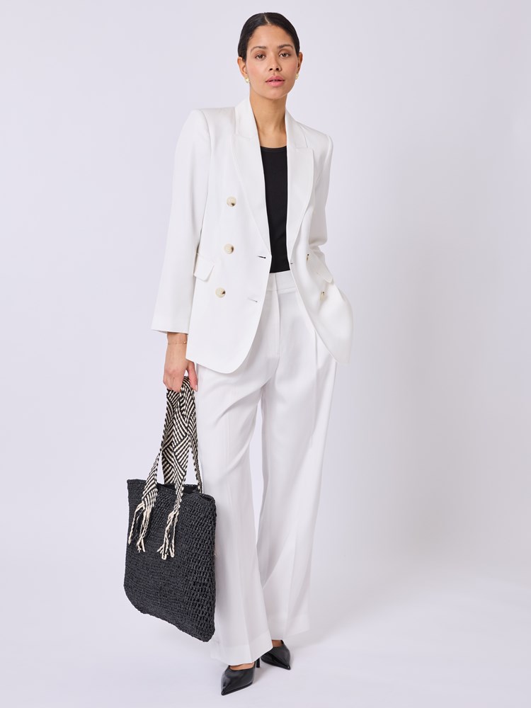 Sara blazer 7511823_O68-BLU-H25-Modell-Front_chn=vic_3490_Sara blazer O68_Sara blazer O68 7511823.jpg_Front||Front