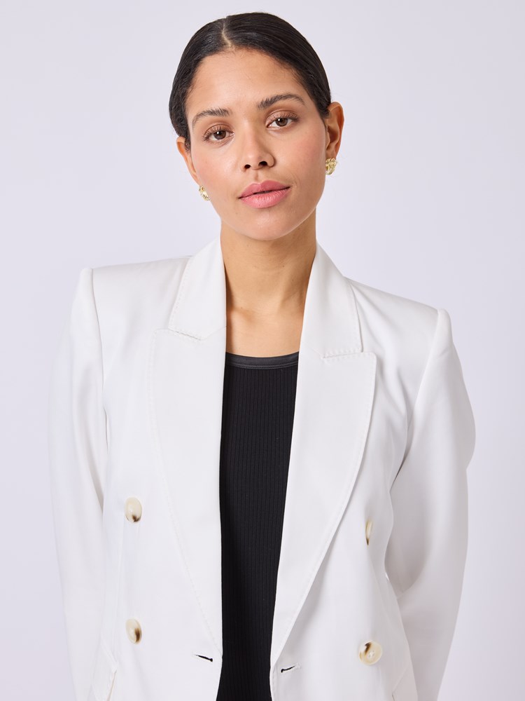 Sara blazer 7511823_O68-BLU-H25-Modell-Front_chn=vic_7488_Sara blazer O68_Sara blazer O68 7511823.jpg_Front||Front