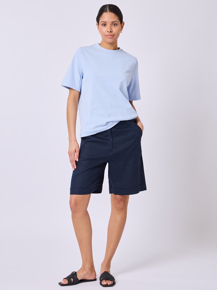 Annie t-skjorte 7511862_S48-BLU-H25-details_chn=vic_8713_Annie t-skjorte S48_Annie t-skjorte S48 7511862.jpg_