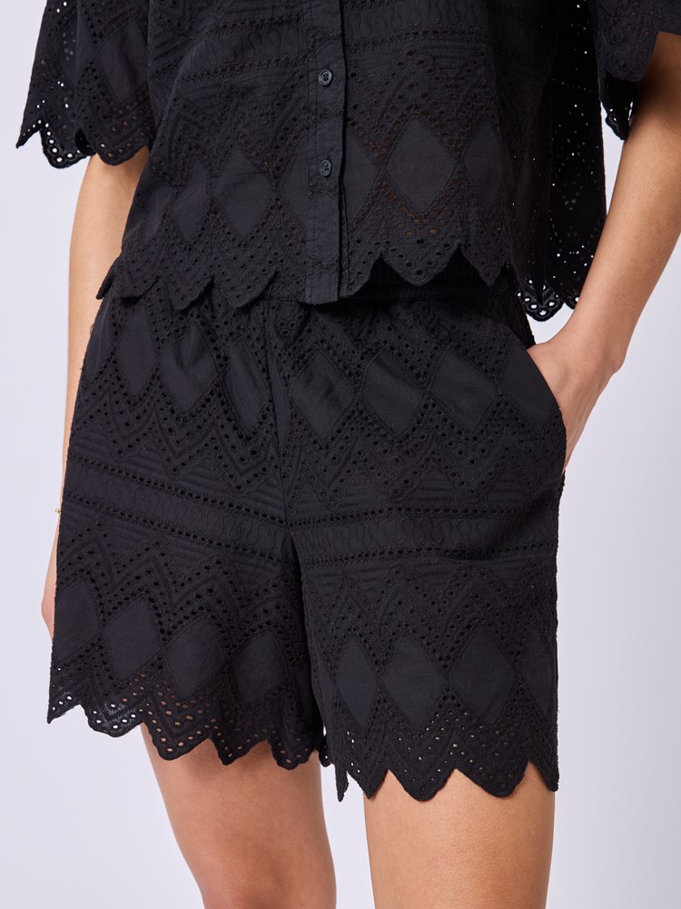 Jasmine shorts 7511879_ID2-DONNA-H25-details_chn=vic_8044_Jasmine shorts ID2 7511879.jpg_