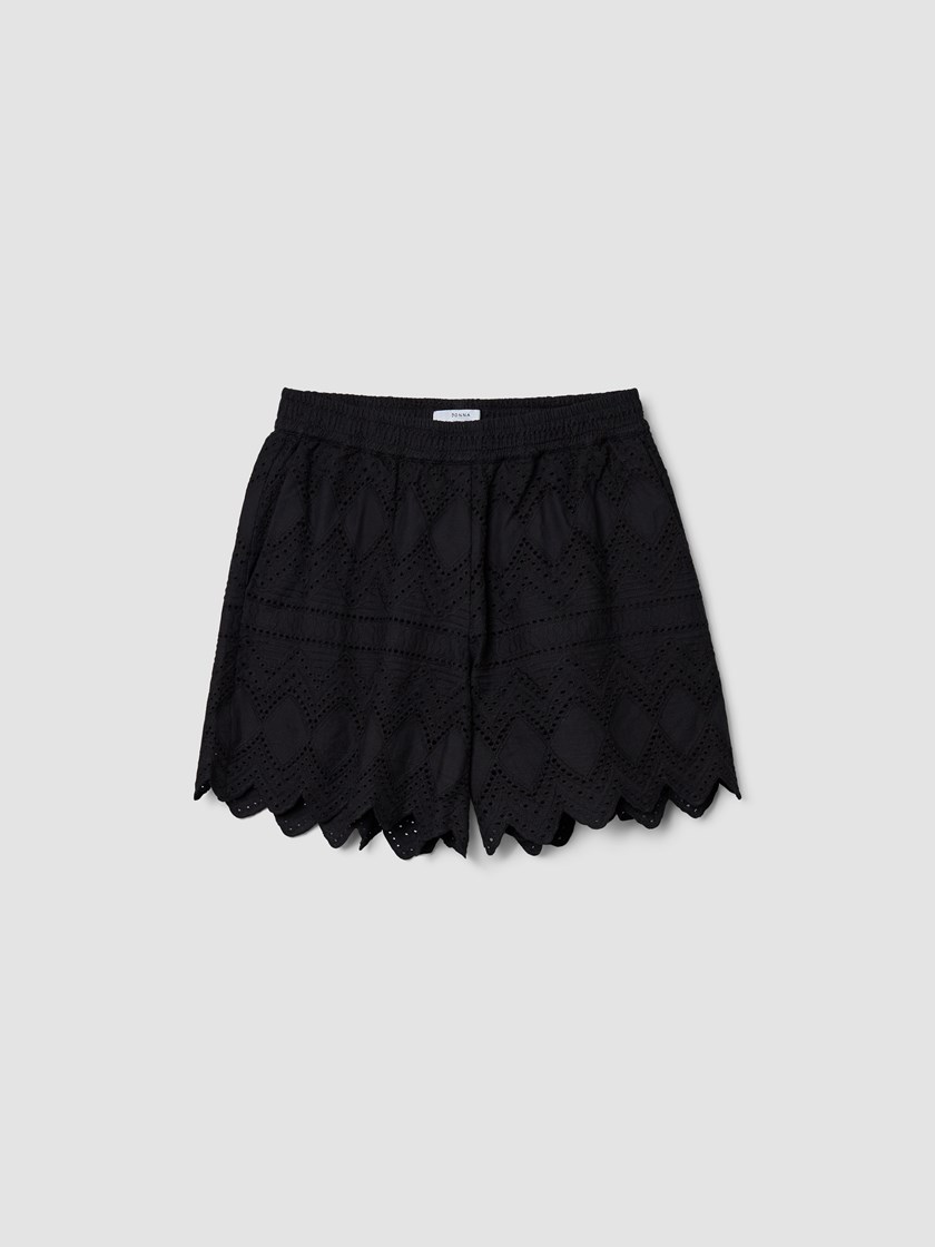 7511879 ID2 7511879_ID2-DONNA-H25-Front_2420_Jasmine shorts.jpg_Front