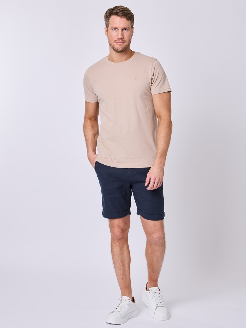 7511917 I6F 7511917_I6F-VESB-H25-Modell-Front_chn=vic_3024_Aviator t-skjorte I6F.jpg_Front||Front