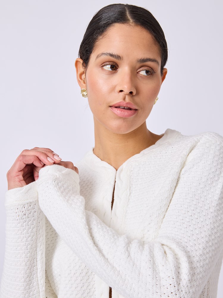 Adele cardigan 7511954_O79-BLU-H25-Modell-Front_chn=vic_1576_Adele cardigan O79_Adele cardigan O79 7511954.jpg_Front||Front