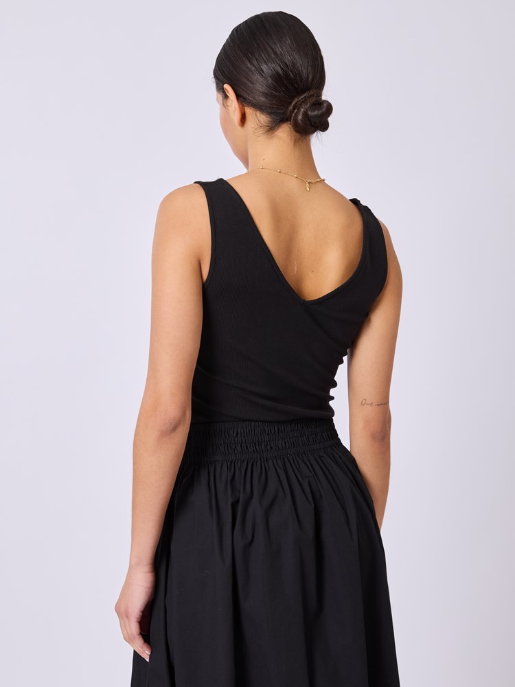 Marthe singlet 7512024_ID2-DONNA-H25-Modell-Back_chn=vic_9808_Marthe singlet ID2 7512024.jpg_Back