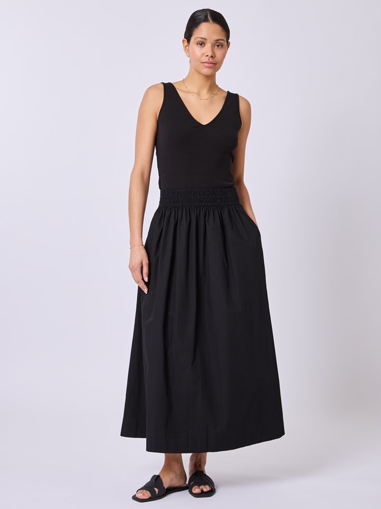 Marthe singlet 7512024_ID2-DONNA-H25-Modell-Front_chn=vic_1166_Marthe singlet ID2 7512024.jpg_Front