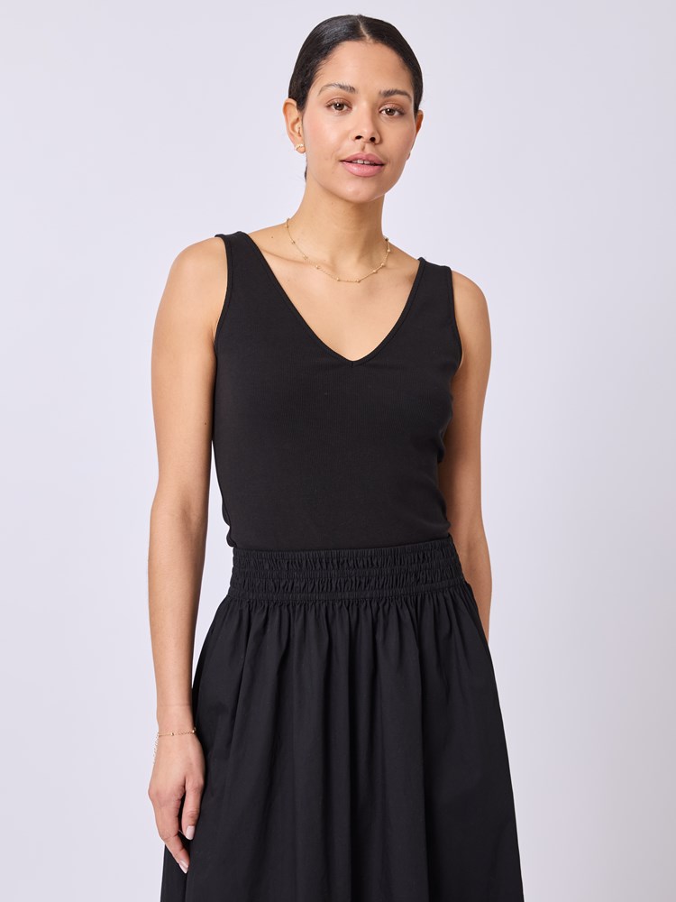 Marthe singlet 7512024_ID2-DONNA-H25-Modell-Front_chn=vic_1433_Marthe singlet ID2 7512024.jpg_Front