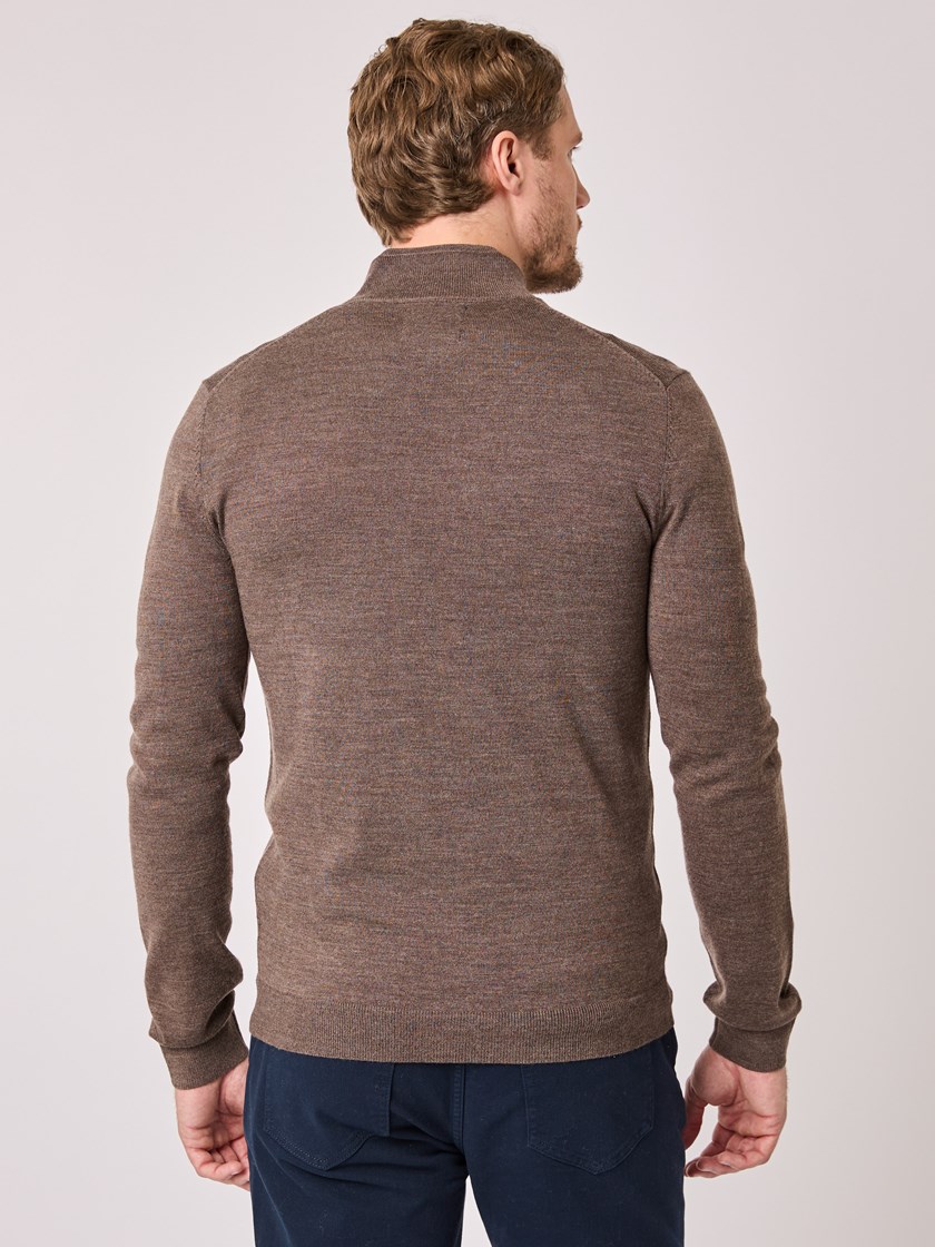 7512026 ICM 7512026_ICM-VESB-A25-details_chn=vic_7259_Ledger merino zip neck ICM.jpg_