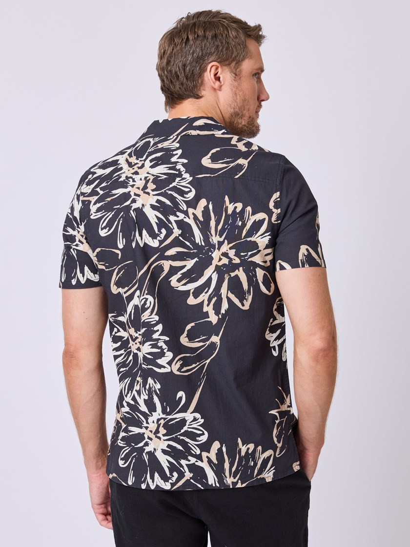 7512072 C18 7512072_C18-VESB-H25-Modell-Back_chn=vic_7320_Lincott printet skjorte C18.jpg_Back||Back