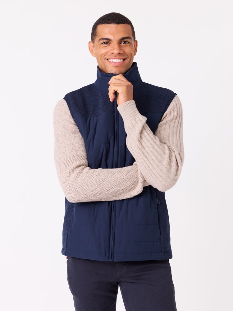 Gaston vest 7512156_EM6-JEANPAUL-A25-Modell-Front_6121_Gaston vest EM6 7512156.jpg_