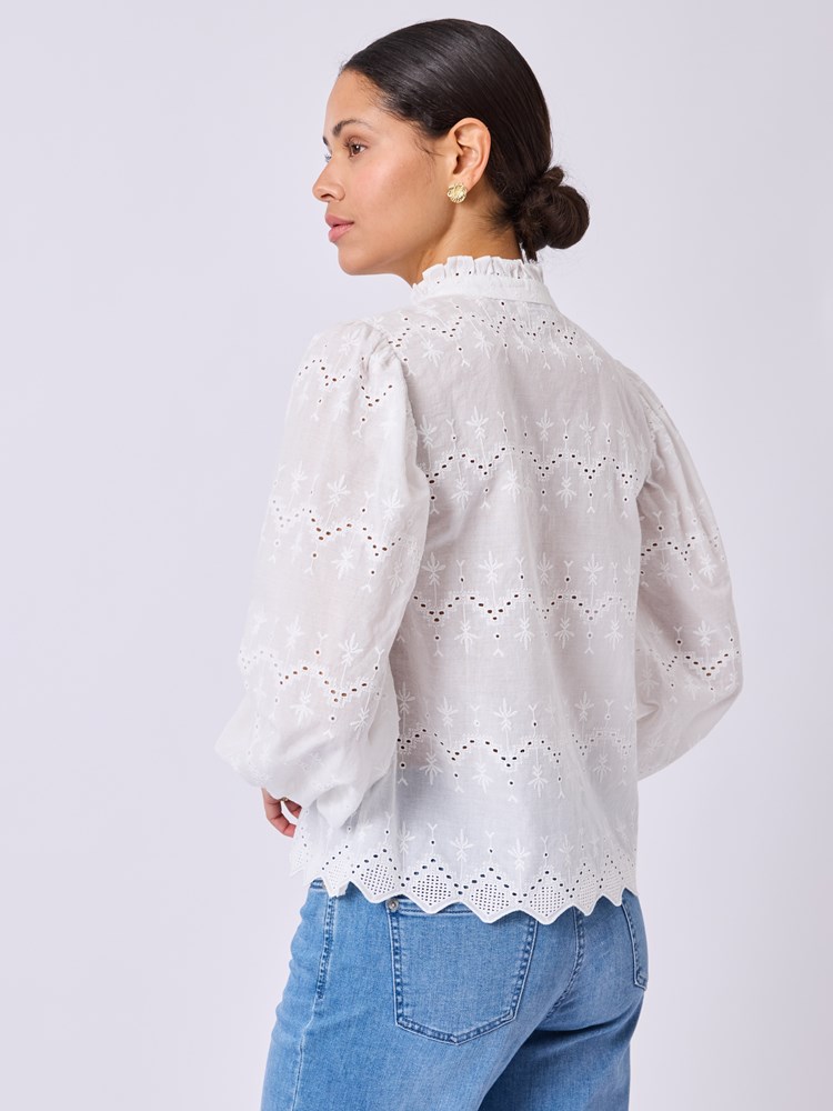 Maria bluse 7512186_O68-BLU-H25-Modell-Front_chn=vic_5360_Maria bluse O68.jpg_Front||Front