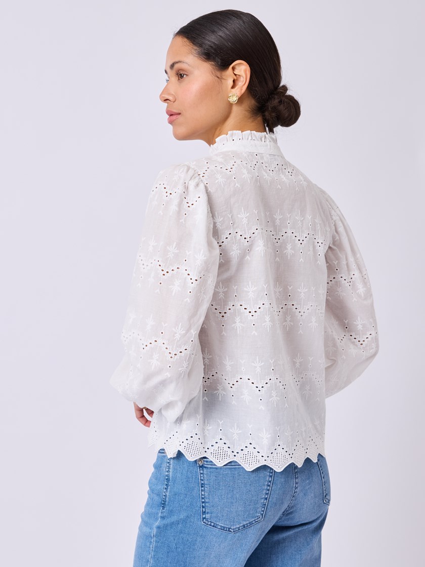 7512186 O68 7512186_O68-BLU-H25-Modell-Front_chn=vic_5360_Maria bluse O68.jpg_Front||Front