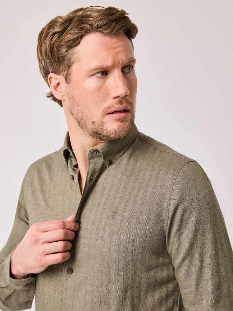 Flanell skjorte 7512274_APM-VESB-A25-details_chn=vic_2842.jpg_
