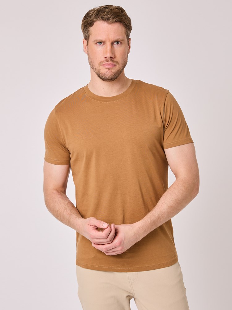 Ryan t-skjorte 7512276_AP2-VESB-A25-Modell-Front_chn=vic_4234_Ryan t-skjorte AP2.jpg_Front||Front