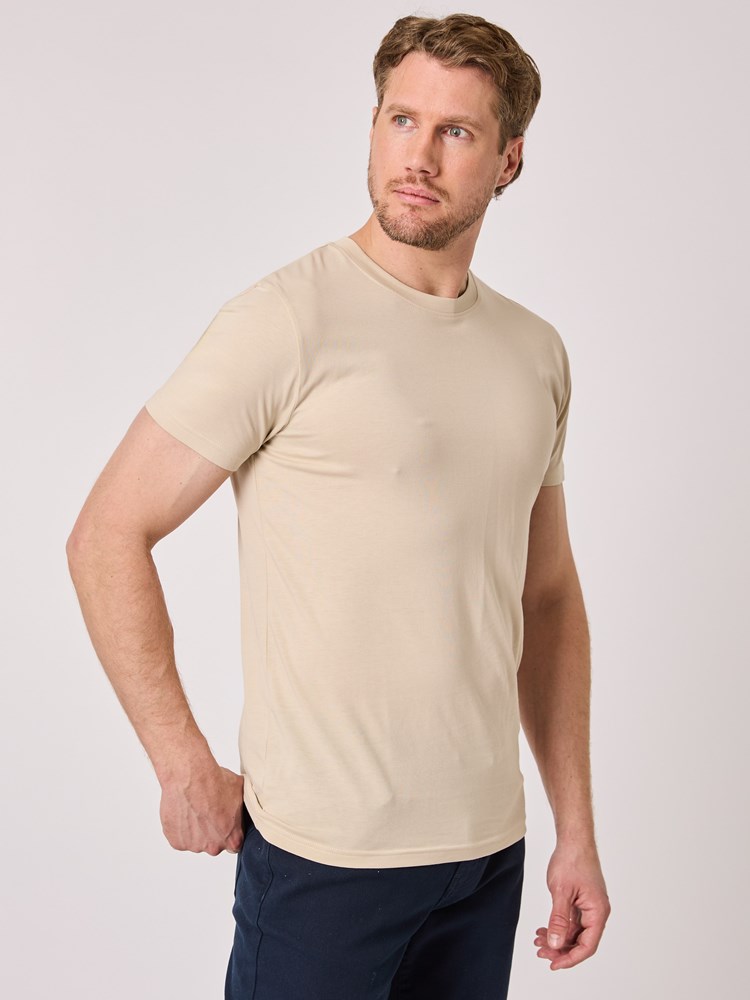 Ryan t-skjorte 7512276_I3D-VESB-A25-Modell-Front_chn=vic_1262_Ryan t-skjorte I3D.jpg_Front||Front