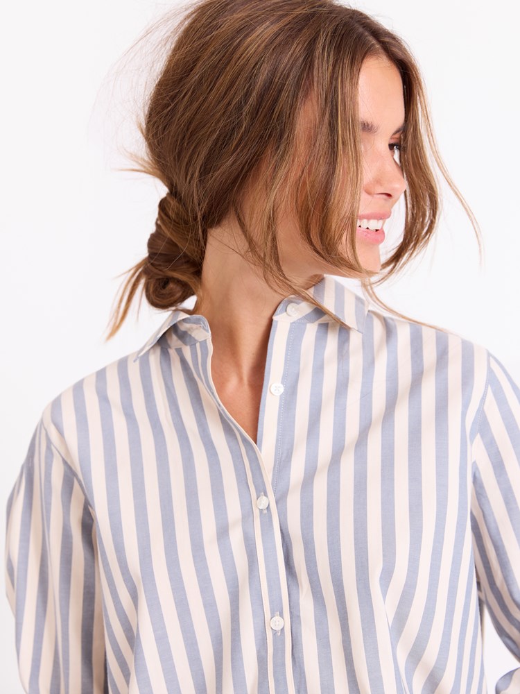 Silvia skjorte 7512293_E9Q_Jean Paul_Silvia Skjorte_A25 (7)_Silvia skjorte E9Q_Silvia skjorte E9Q 7512293.jpg_