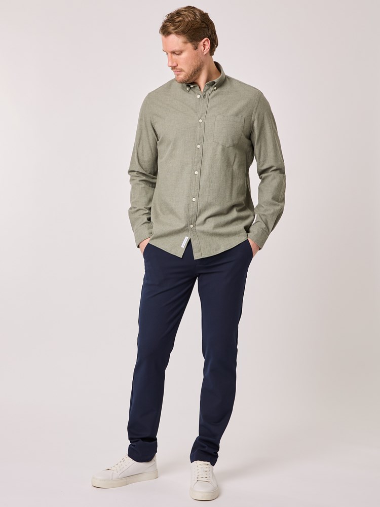 Johan skjorte 7512323_S93-MRCAPUCHIN-A25-Modell-Front_chn=vic_5646_Johan skjorte S93.jpg_Front||Front