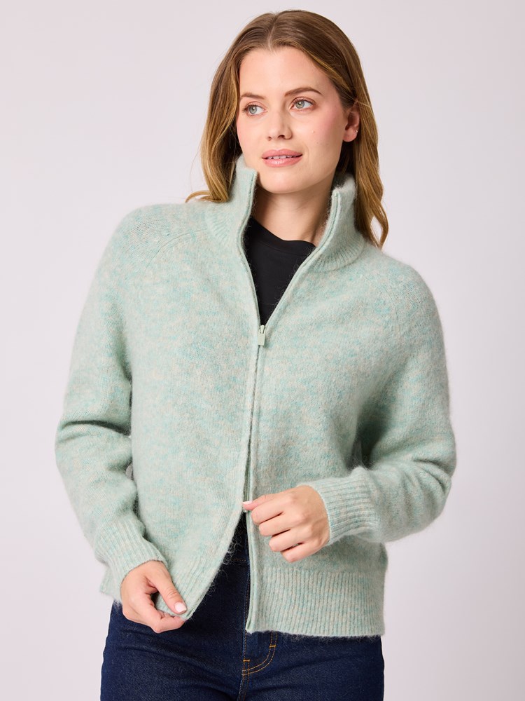 Carmela cardigan 7512344_I3Q-DONNA-A25-Front_1880_Carmela cardigan I3Q 7512344.jpg_Front||Front