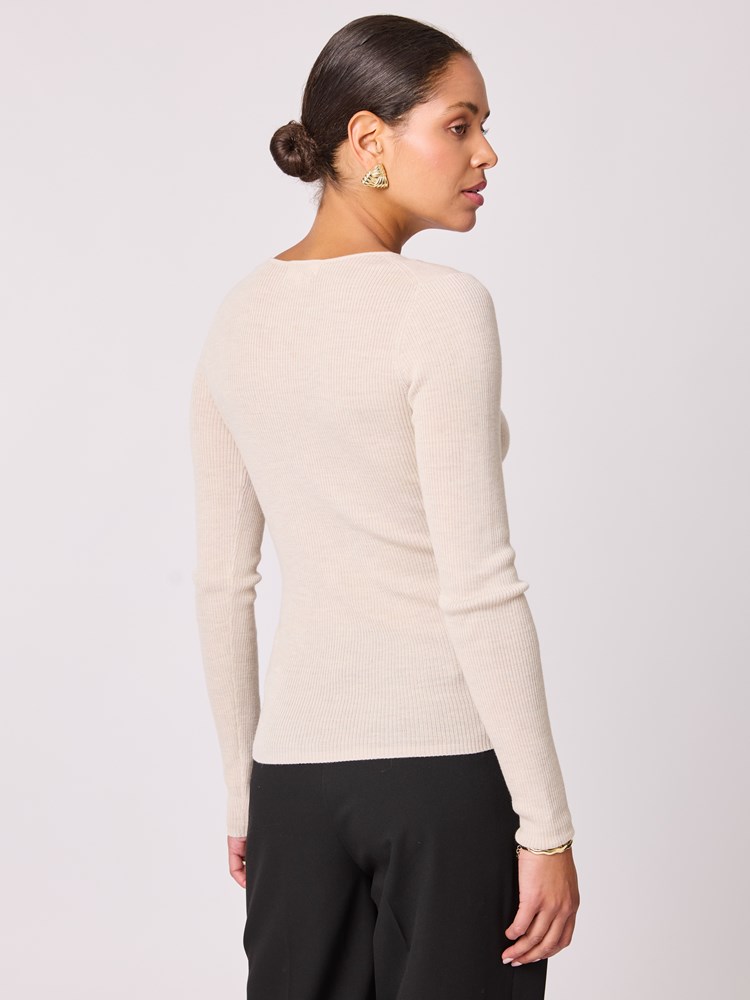 Micah rib rundhals 7512454_AMA-BLU-A25-Modell-Front_chn=vic_9224_Micah rib rundhals AMA.jpg_Front||Front