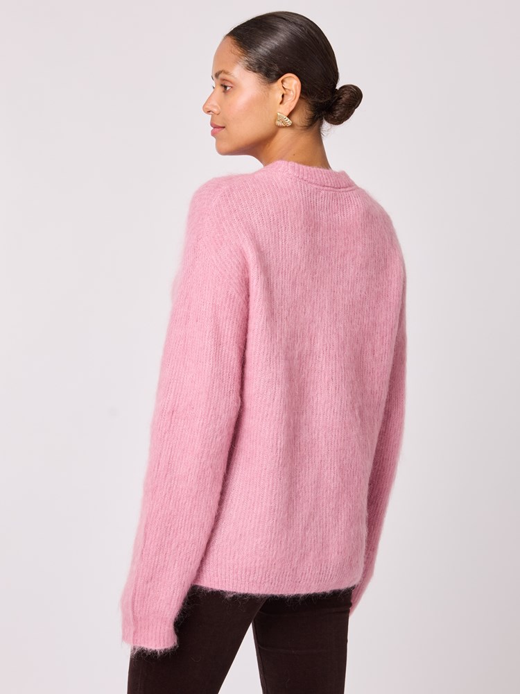 Susanne genser 7512577_MNW-BLU-A25-Modell-Front_chn=vic_3571_Susanne genser MNW.jpg_Front||Front