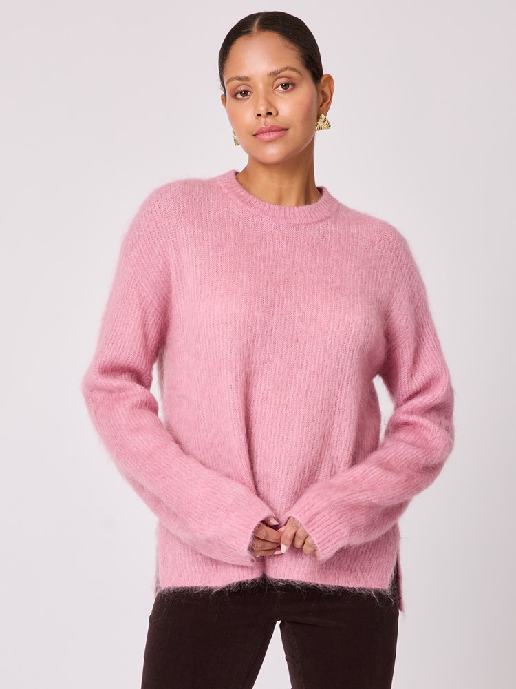 Susanne genser 7512577_MNW-BLU-A25-Modell-Front_chn=vic_4333_Susanne genser MNW.jpg_Front||Front