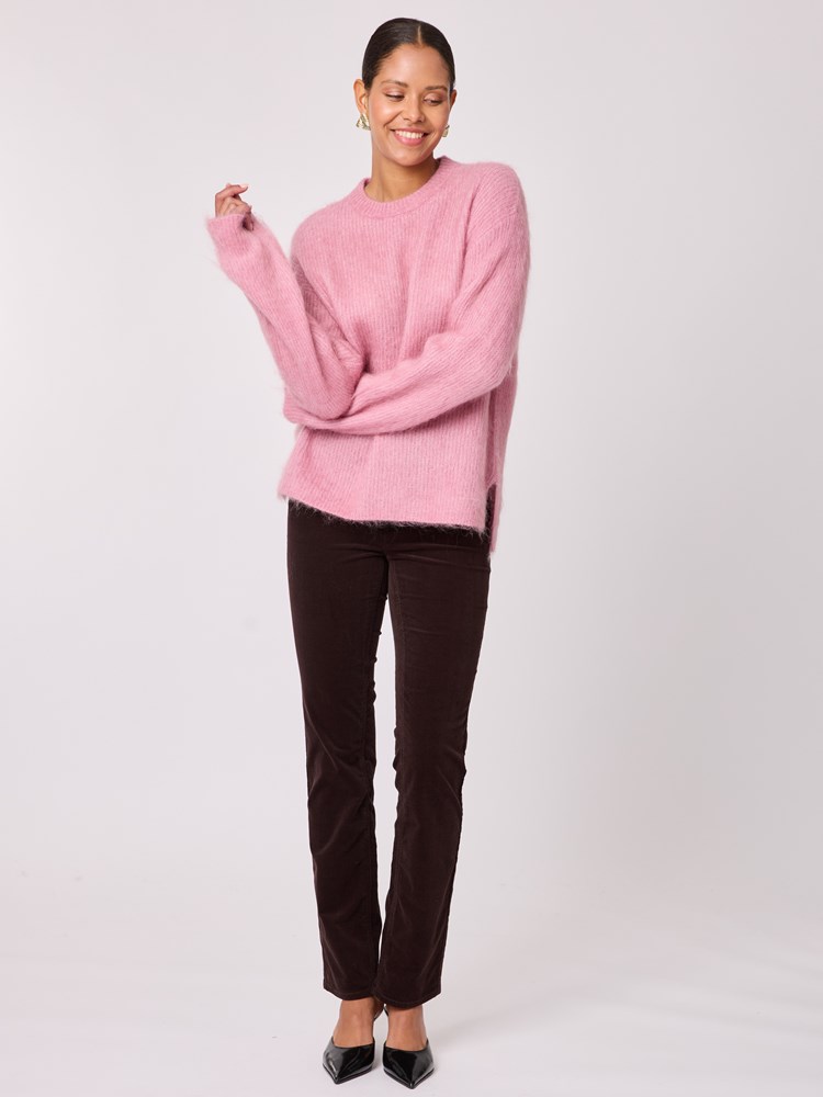 Susanne genser 7512577_MNW-BLU-A25-Modell-Front_chn=vic_758.jpg_Front||Front