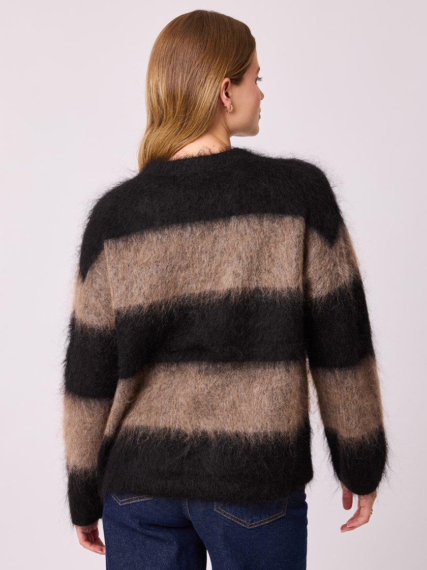 7512582 AHG 7512582_AHG-DONNA-A25-Front_705.jpg_Front||Front