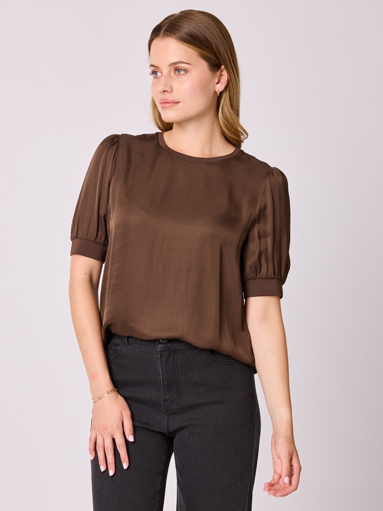 Kimmy topp 7512723_C20-MELL-A25-Modell-Front_chn=vic_8007_Kimmy topp C20.jpg_Front||Front