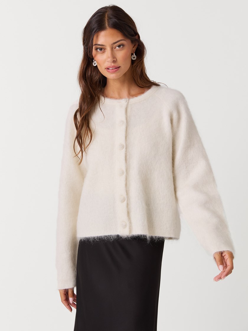7512727 O79 7512727_O79-BLU-W26-Modell-Front_chn=vic_315_Cherie cardigan O79.jpg_Front||Front
