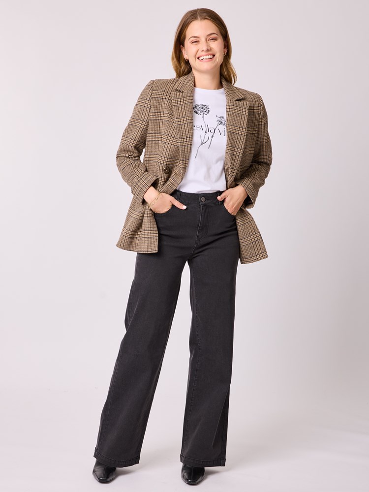 Lucie blazer 7512730_AIE-MELL-A25-Modell-Front_chn=vic_8024_Lucie blazer AIE.jpg_Front||Front